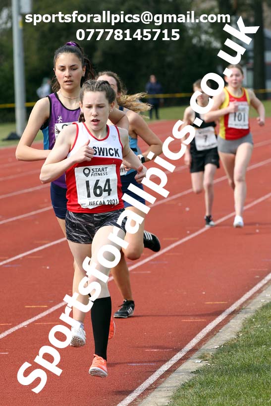 800 metres, 2021 NECAA Open Graded Meeting, Morpeth. Photo: David T. Hewitson/Sports for All Pics